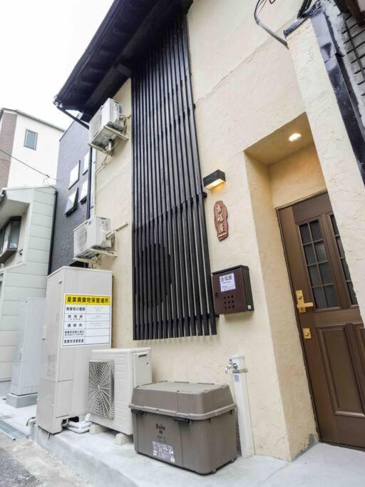 吉福屋/机场直达/3分步行地铁jr/14分usj/心斋桥/難波 * 大阪